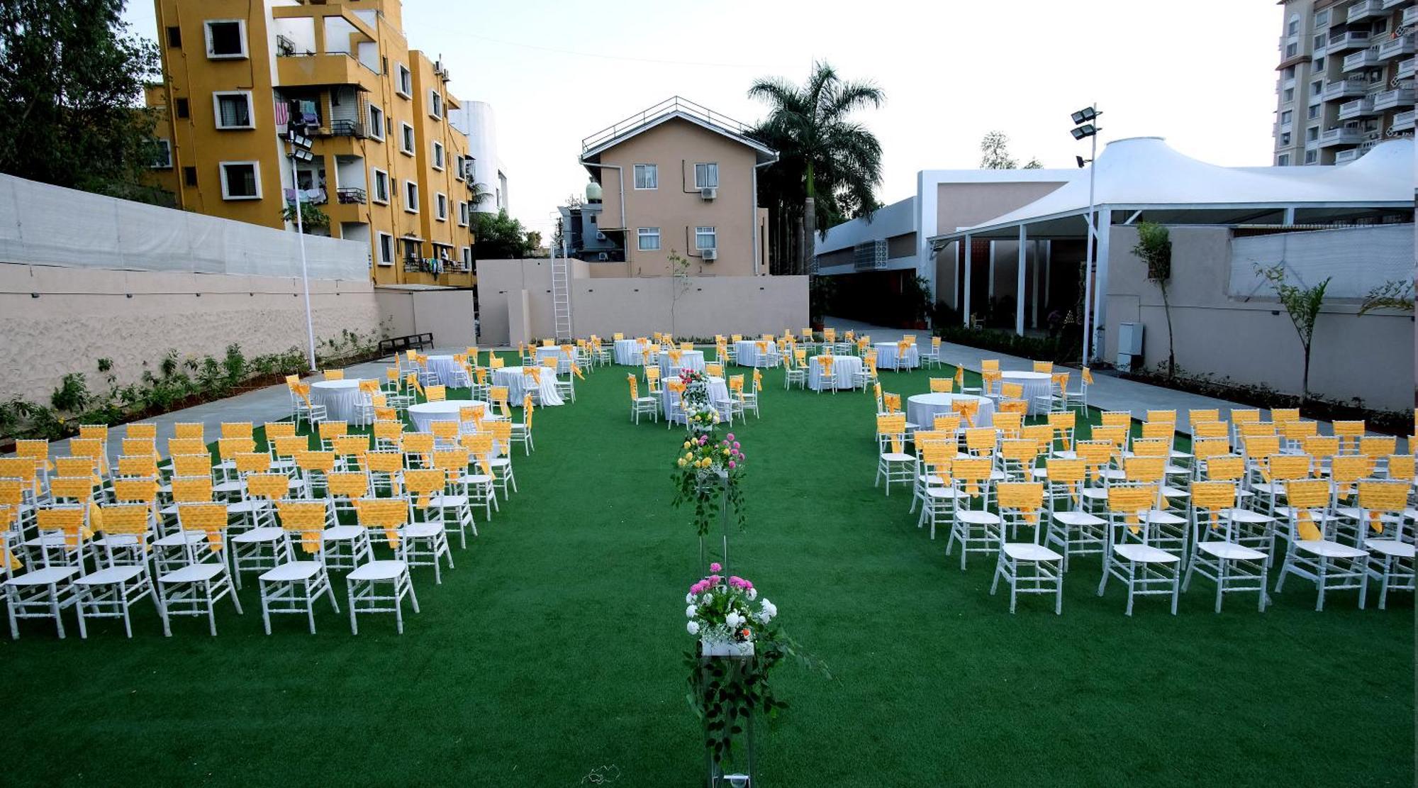 Hotel Haldi Nashik Exterior photo